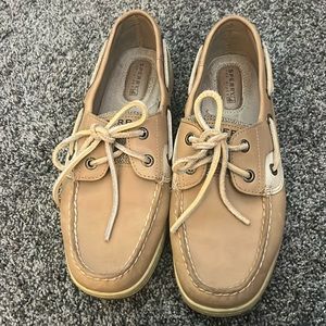 Ladies Sperrys Size 7.5. Worn once.